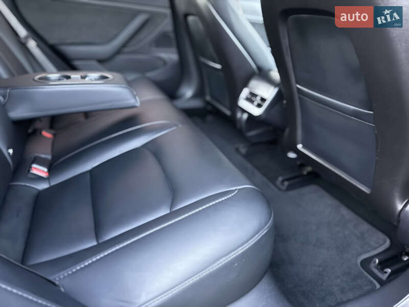 Седан Tesla Model 3 2018 в Дрогобыче фото 52 Седан Tesla Model 3 2018 в Дрогобыче