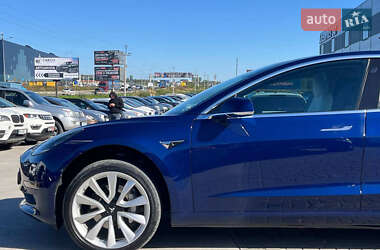 Седан Tesla Model 3 2018 в 