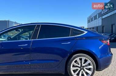 Седан Tesla Model 3 2018 в 
