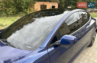 Седан Tesla Model 3 2023 в Киеве