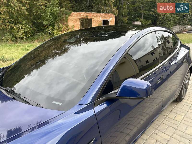 Седан Tesla Model 3 2023 в Сумах