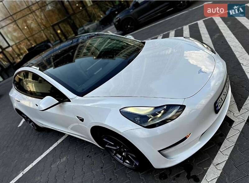 Седан Tesla Model 3 2021 в Хмельницькому