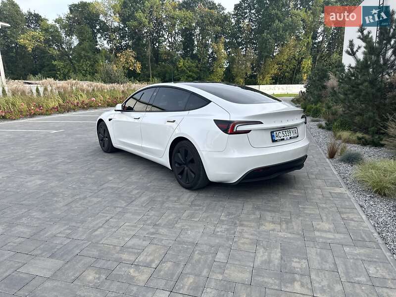 Седан Tesla Model 3 2024 в Луцьку фото 3 Седан Tesla Model 3 2024 в Луцьку