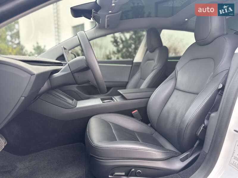 Седан Tesla Model 3 2024 в Луцьку фото 12 Седан Tesla Model 3 2024 в Луцьку