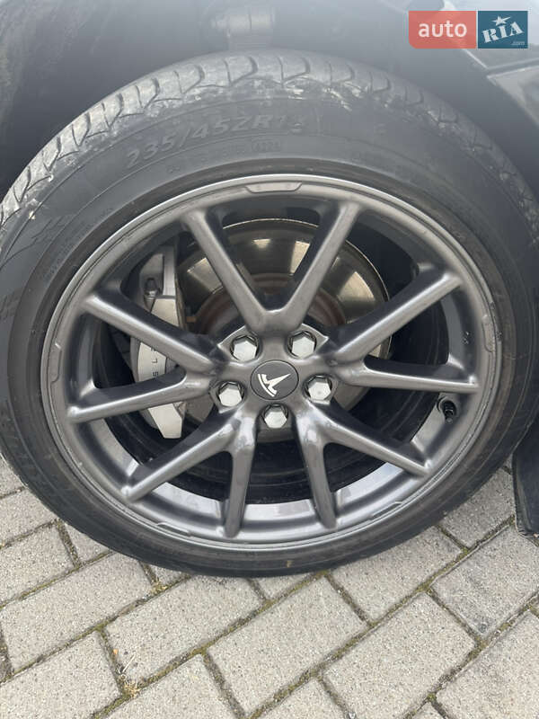 Седан Tesla Model 3 2018 в Львові