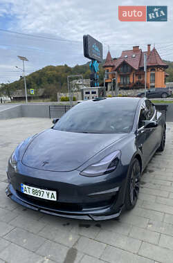 Седан Tesla Model 3 2018 в 