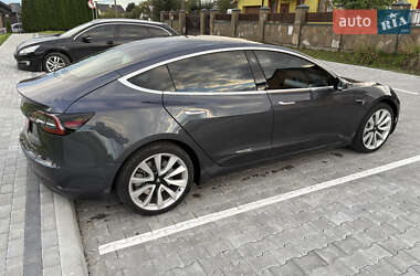 Седан Tesla Model 3 2018 в 