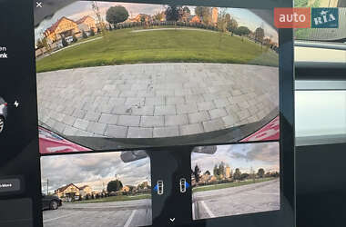Седан Tesla Model 3 2018 в 