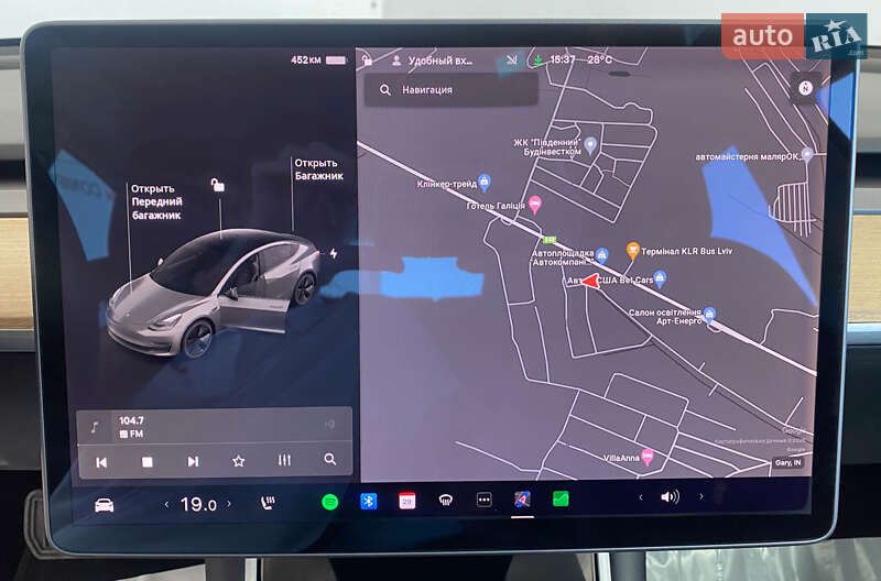 Седан Tesla Model 3 2020 в Львові