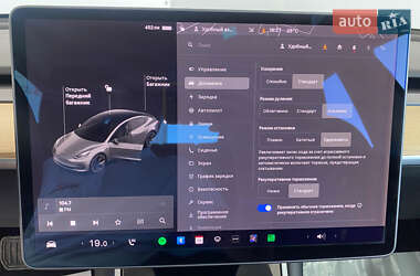 Седан Tesla Model 3 2020 в 