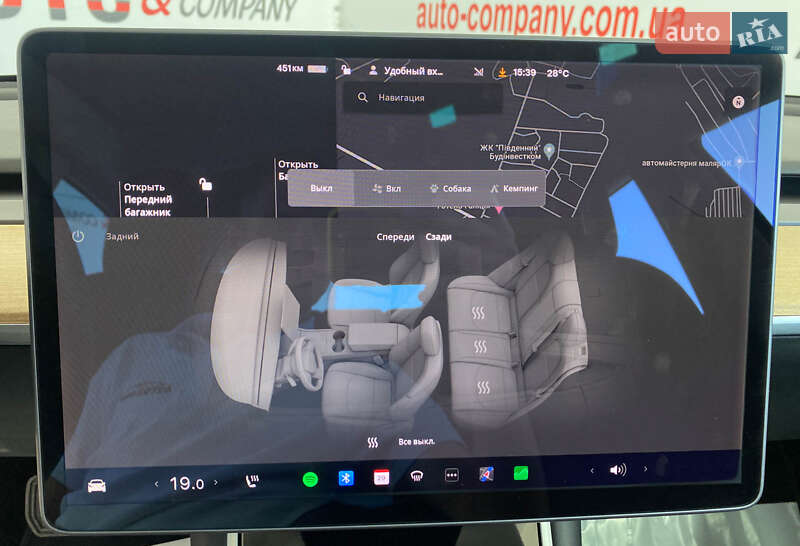 Седан Tesla Model 3 2020 в Львові