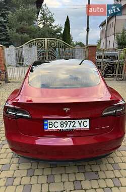 Седан Tesla Model 3 2018 в 