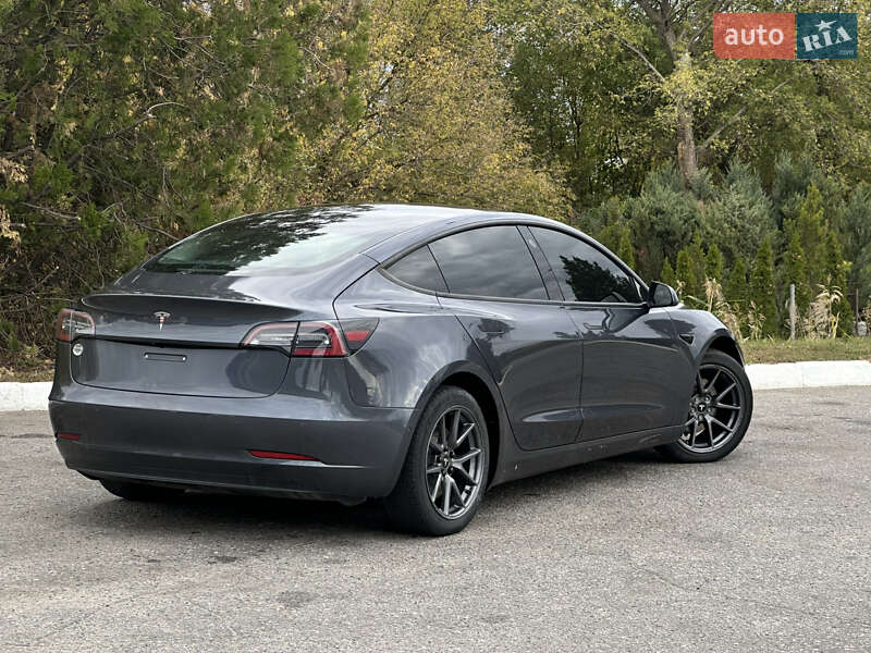 Седан Tesla Model 3 2021 в Харькове