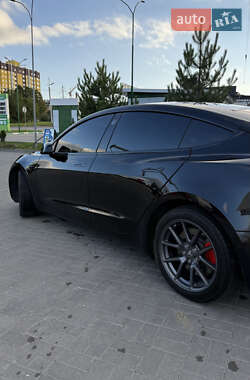 Седан Tesla Model 3 2018 в 