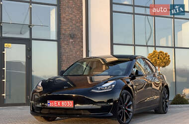 Седан Tesla Model 3 2019 в 