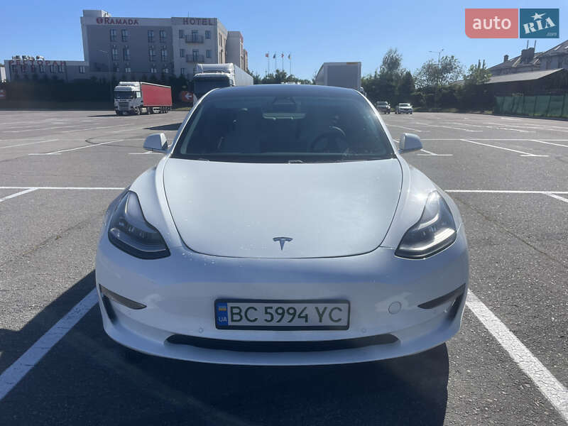 Седан Tesla Model 3 2019 в Львові фото 7 Седан Tesla Model 3 2019 в Львові