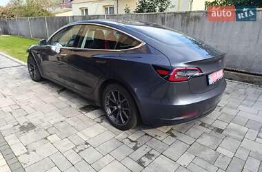 Седан Tesla Model 3 2018 в 