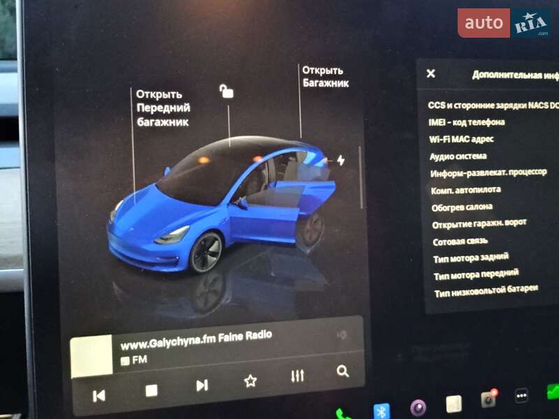 Седан Tesla Model 3 2022 в Самборі