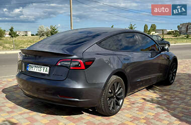 Седан Tesla Model 3 2019 в Білгороді-Дністровському