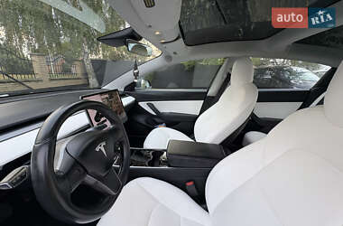 Седан Tesla Model 3 2018 в 