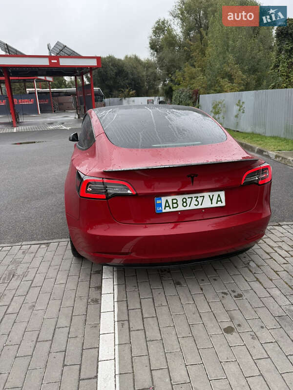 Седан Tesla Model 3 2018 в Вінниці