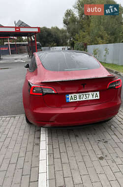Седан Tesla Model 3 2018 в 