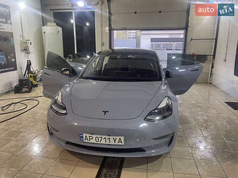 Седан Tesla Model 3 2021 в Запорожье