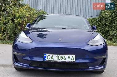 Седан Tesla Model 3 2018 в 