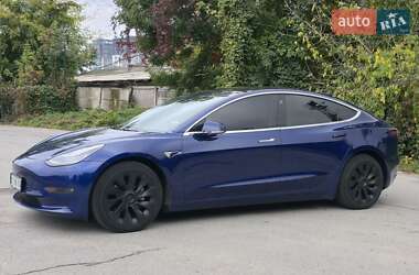 Седан Tesla Model 3 2018 в 