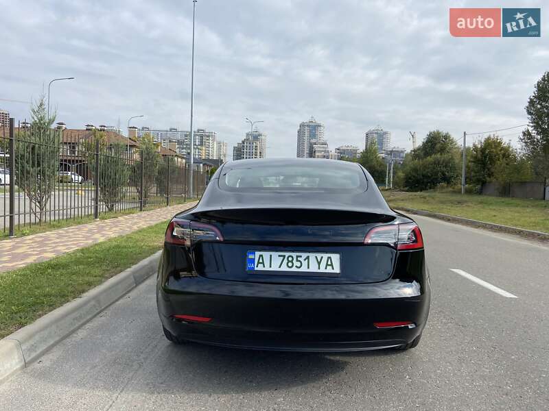 Седан Tesla Model 3 2023 в Киеве фото 5 Седан Tesla Model 3 2023 в Киеве