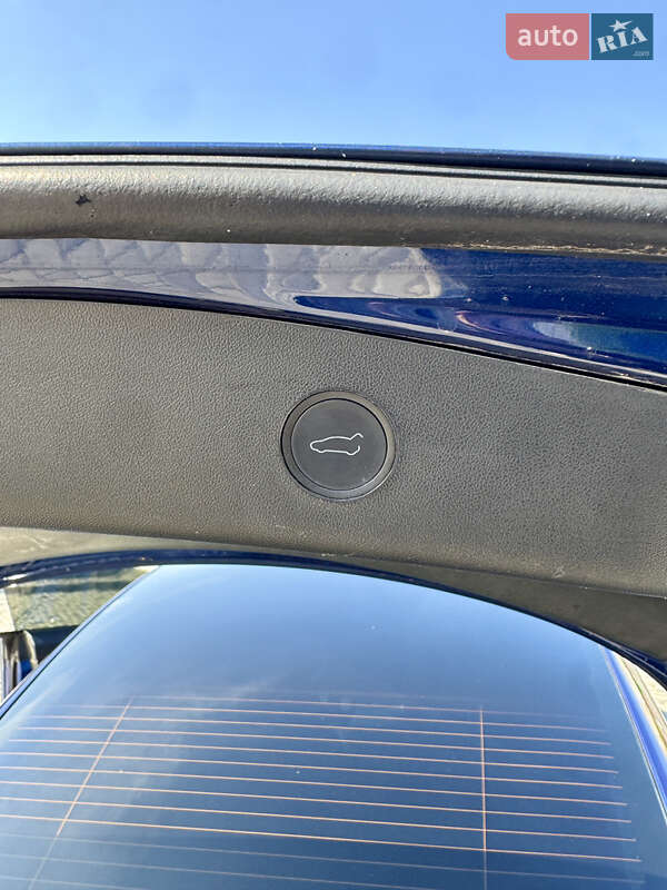 Седан Tesla Model 3 2022 в Кропивницькому