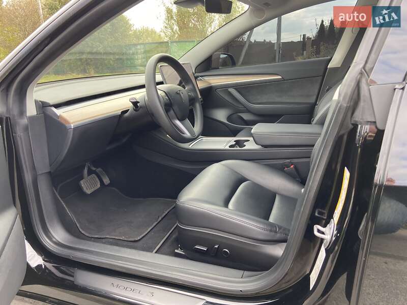 Седан Tesla Model 3 2023 в Киеве фото 13 Седан Tesla Model 3 2023 в Киеве