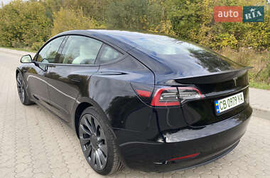 Седан Tesla Model 3 2021 в 