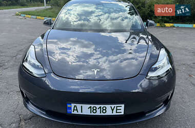 Седан Tesla Model 3 2019 в Киеве