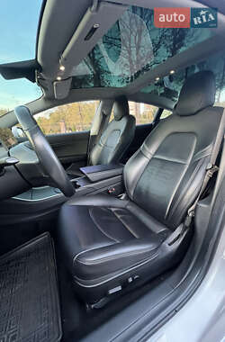 Седан Tesla Model 3 2018 в 