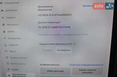 Седан Tesla Model 3 2018 в 