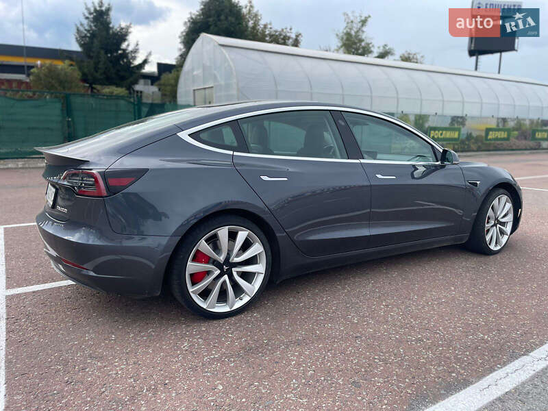 Седан Tesla Model 3 2019 в Львове фото 8 Седан Tesla Model 3 2019 в Львове