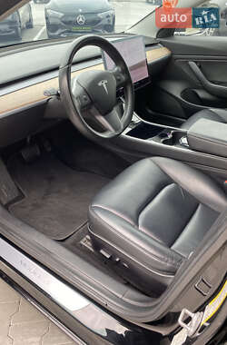 Седан Tesla Model 3 2018 в 