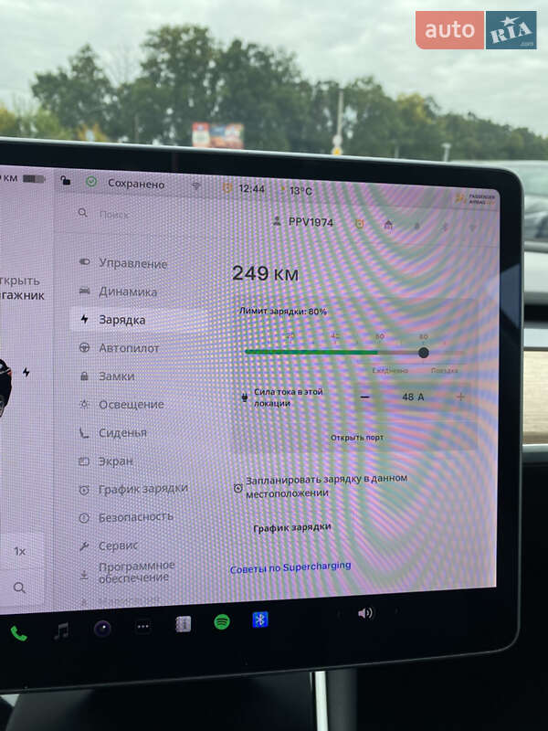Седан Tesla Model 3 2018 в Києві