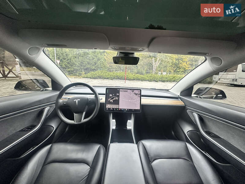Седан Tesla Model 3 2020 в Львове фото 19 Седан Tesla Model 3 2020 в Львове