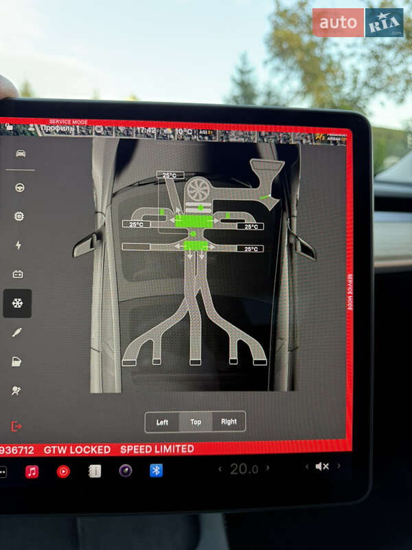 Седан Tesla Model 3 2021 в Луцьку