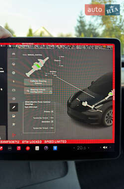 Седан Tesla Model 3 2021 в 