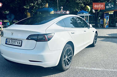 Седан Tesla Model 3 2018 в Днепре
