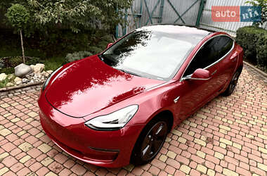 Седан Tesla Model 3 2018 в 