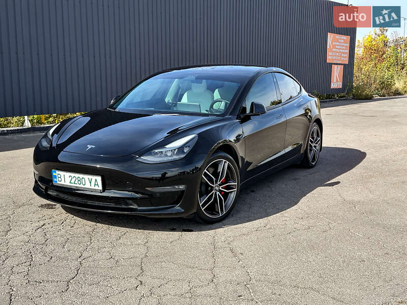 Седан Tesla Model 3 2021 в Полтаве фото 5 Седан Tesla Model 3 2021 в Полтаве
