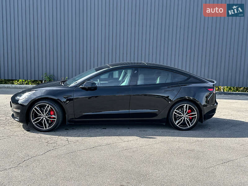 Седан Tesla Model 3 2021 в Полтаве фото 7 Седан Tesla Model 3 2021 в Полтаве