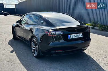 Седан Tesla Model 3 2021 в Полтаві