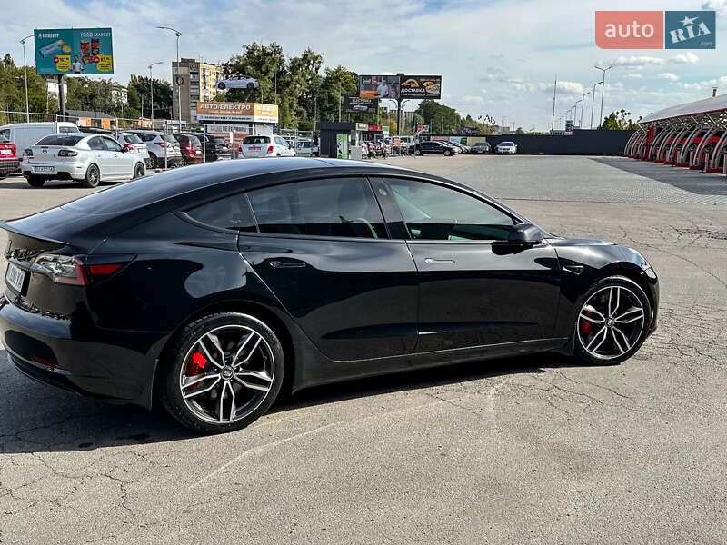 Седан Tesla Model 3 2021 в Полтаве фото 12 Седан Tesla Model 3 2021 в Полтаве