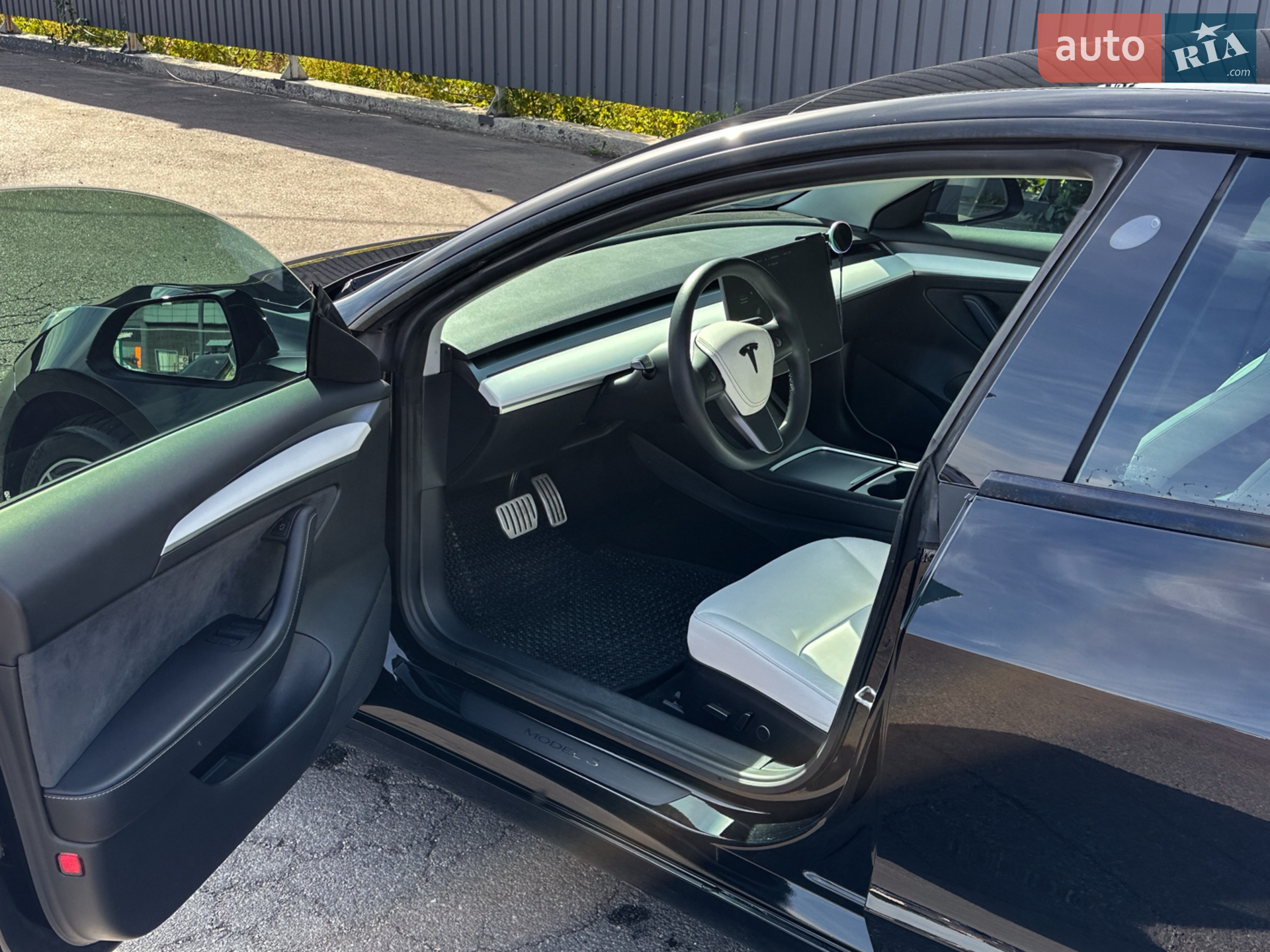 2021 Tesla Model 3 - мініатюра 19