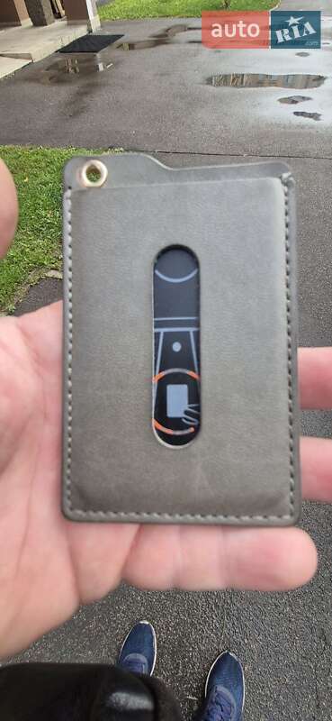 Седан Tesla Model 3 2020 в Киеве
